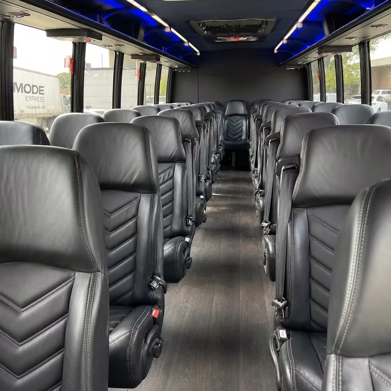 kent 30 passenger minibus rental