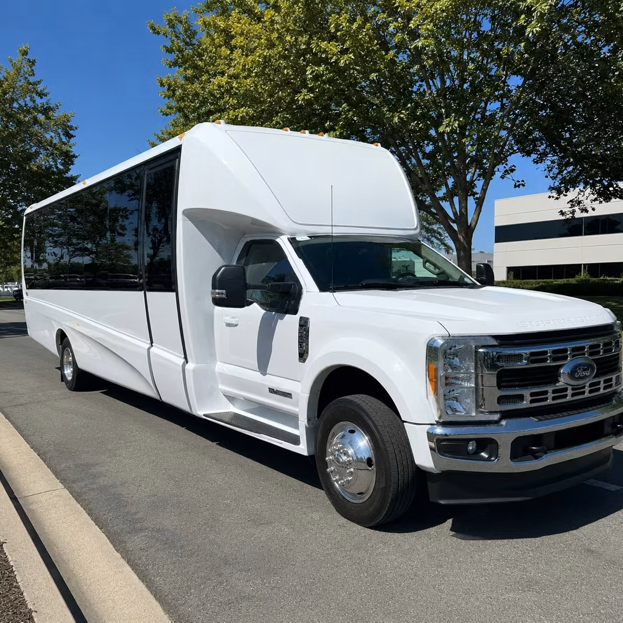 minibus rentals for smaller kent classroom groups and day trips