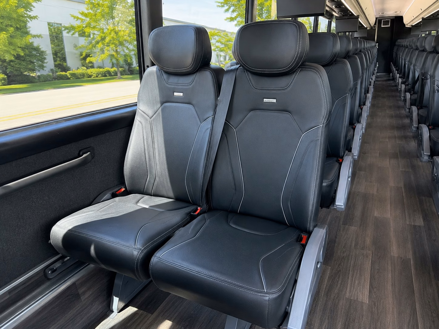 school field trip charter bus rentals in kent