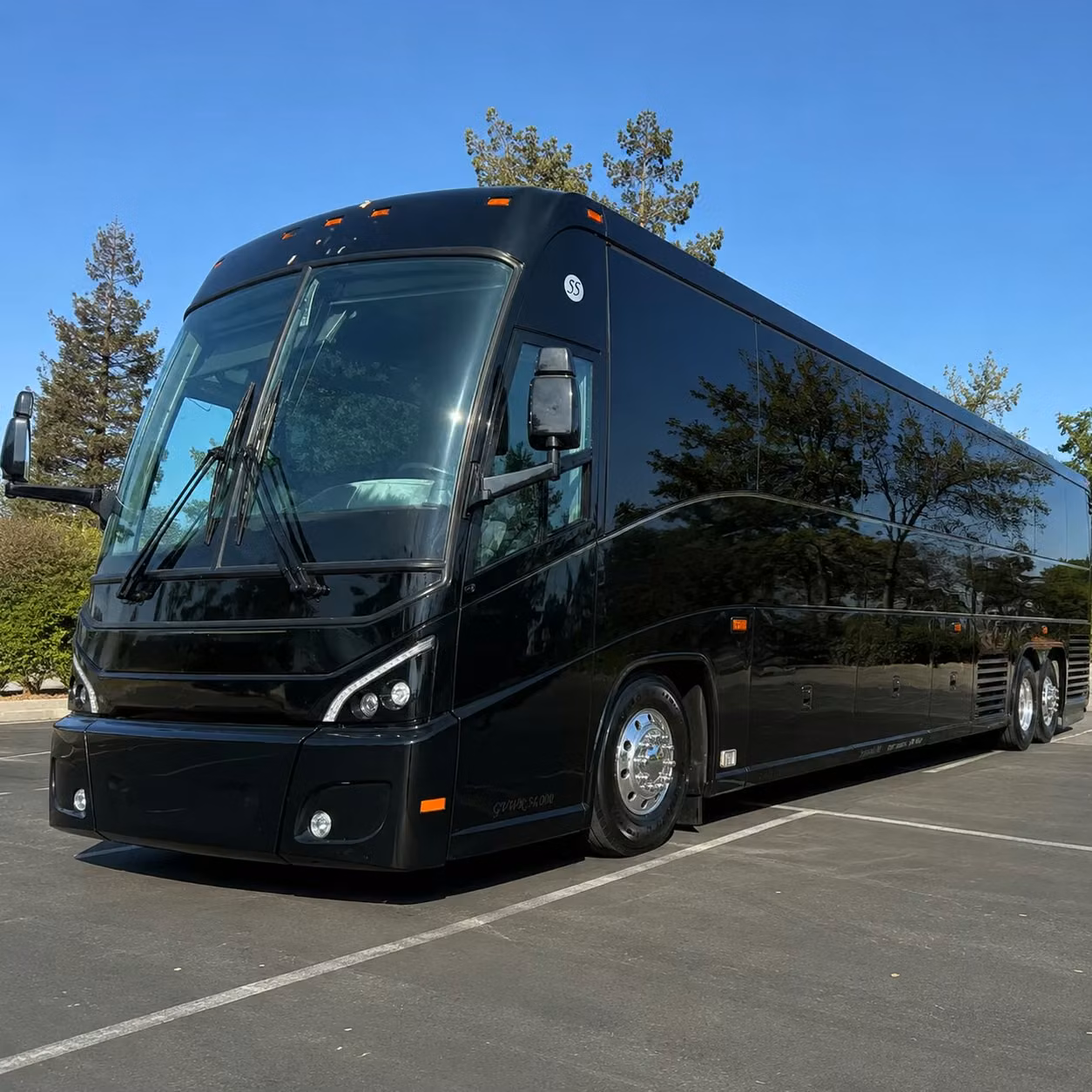 sports team fan charter bus rentals in kent